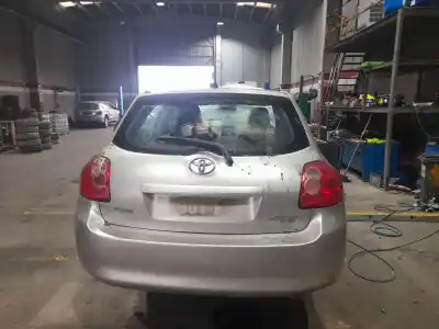 Sloopvoertuig toyota auris (_e15_) 2.0 d-4d (ade150_) van het jaar 2007 aangedreven 1ad