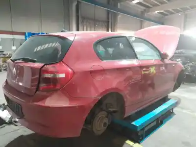Veículo de Sucata bmw 1 (e87) 120 i do ano 2008 alimentado n46 b20 b,n46 b20 bd,n46 b20 c,n46 b20 cc