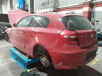 Veículo de Sucata bmw 1 (e87) 120 i do ano 2008 alimentado n46 b20 b,n46 b20 bd,n46 b20 c,n46 b20 cc