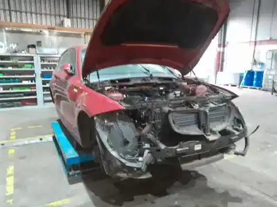 Veículo de Sucata bmw 1 (e87) 120 i do ano 2008 alimentado n46 b20 b,n46 b20 bd,n46 b20 c,n46 b20 cc