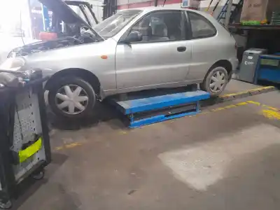 Veículo de Sucata daewoo lanos (klat) 1.5 do ano 2003 alimentado a15sms-g