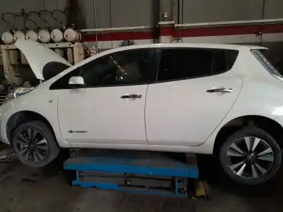 Veículo de Sucata nissan leaf (ze0) electric do ano 2016 alimentado em57,em61