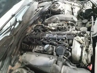 Vehículo de desguace mercedes                                           clase s (w220)                                                                                                                                                                                                                                             s 320 cdi (220.026, 220.126)                                                                                                                                                                                                                               del año 2001 con motor 613960