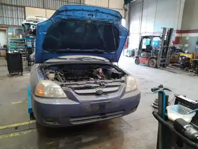 Veicolo di demolizione kia rio i fastback (dc) 1.3 dell'anno 2003 alimentato a3e
