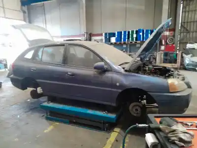 Veicolo di demolizione kia rio i fastback (dc) 1.3 dell'anno 2003 alimentato a3e