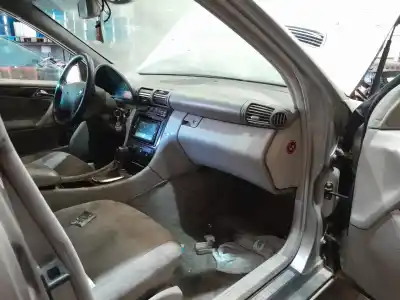 Утилизация автомобиля mercedes-benz clase c (w203) c 220 cdi (203.006) года 2005 питание om 611.962,om 646.963