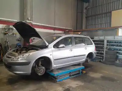 Здавання транспортного засобу PEUGEOT 307 BREAK (3E)  року 2004 потужний RHS (DW10ATED)