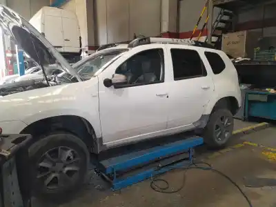 Veículo de Sucata dacia duster (hs_) 1.2 tce 125 do ano 2016 alimentado h5f 404,h5f 408