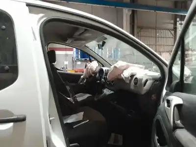 Здавання транспортного засобу citroen berlingo multispace (b9) 1.6 hdi 90 року 2015 потужний 9h06