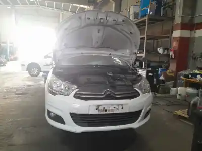 Vehículo de desguace CITROEN C4 II (NC_)  del año 2015 con motor 8F01