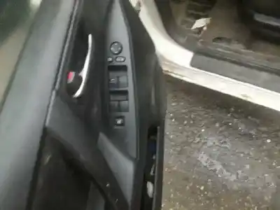 Veículo de Sucata mazda 3 lim. (bl) active do ano 2010 alimentado 