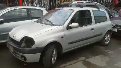 Scrapping Vehicle renault clio ii fase ii (b/cb0) 1.4 16v of the year 2001 powered  Scrapping Vehicle renault clio ii fase ii (b/cb0) 1.4 16v of the year 2001 powered