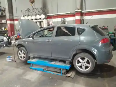 Scrapping Vehicle seat leon (1p1) 1.4 16v of the year 2010 powered bxw,cggb