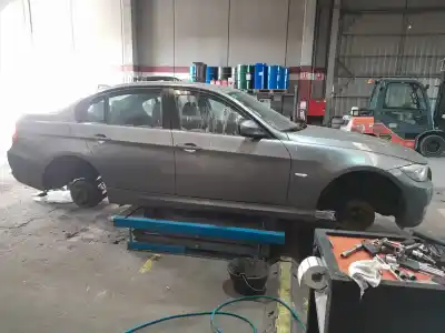 Scrapping Vehicle bmw 3 (e90) 320 d of the year 2010 powered n47d20c