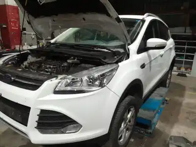 Veículo de Sucata ford kuga ii (dm2) 2.0 tdci do ano 2016 alimentado xrma,xrmb,xrmc