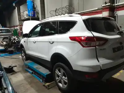 Veículo de Sucata ford kuga ii (dm2) 2.0 tdci do ano 2016 alimentado xrma,xrmb,xrmc