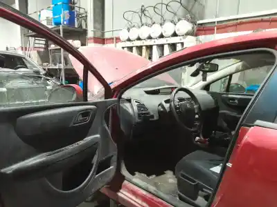 Здавання транспортного засобу CITROEN C4 I (LC_) 1.6 HDI року 2006 потужний 9HY