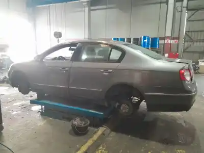 Vehicul casat volkswagen passat b6 (3c2) 2.0 tdi al anului 2006 alimentat bkp