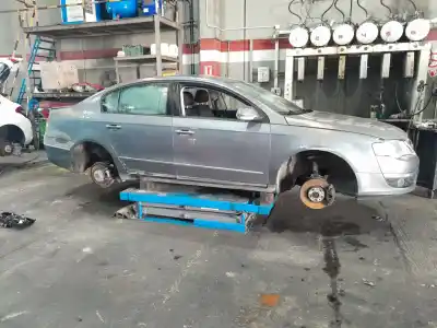 Vehicul casat volkswagen passat b6 (3c2) 2.0 tdi al anului 2006 alimentat bkp