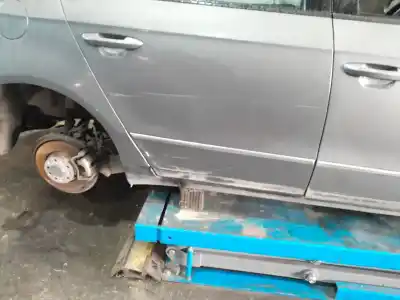 Vehicul casat volkswagen passat b6 (3c2) 2.0 tdi al anului 2006 alimentat bkp