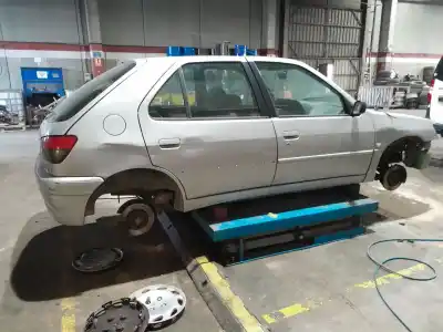 Veículo de Sucata peugeot 306 fastback (7a, 7c, n3, n5) 2.0 hdi 90 do ano 1999 alimentado rhy (dw10td)