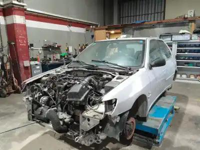 Veículo de Sucata peugeot 306 fastback (7a, 7c, n3, n5) 2.0 hdi 90 do ano 1999 alimentado rhy (dw10td)