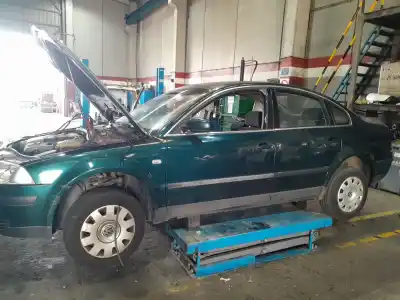 Veículo de Sucata volkswagen passat b5 (3b2) 1.9 tdi do ano 2001 alimentado avb