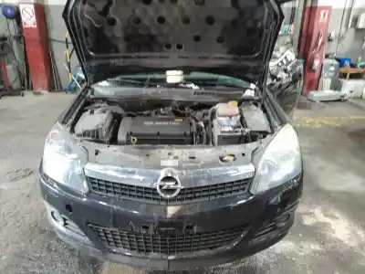 Veículo de Sucata opel astra h twintop (a04) 1.6 (l67) do ano 2007 alimentado z16xe