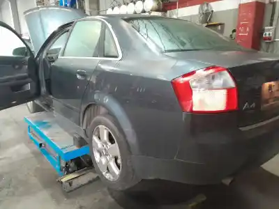 Veículo de Sucata audi a4 b7 (8ec) 2.0 do ano 2026 alimentado alt