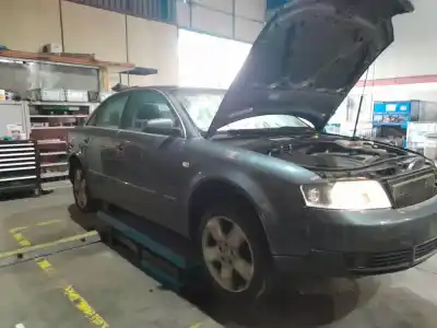 Veículo de Sucata audi a4 b7 (8ec) 2.0 do ano 2026 alimentado alt