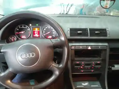 Здавання транспортного засобу AUDI A4 B7 (8EC)  року 2026 потужний ALT