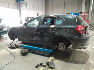 Veículo de Sucata bmw 1 (e81) 120 i do ano 2006 alimentado n43 b20 a