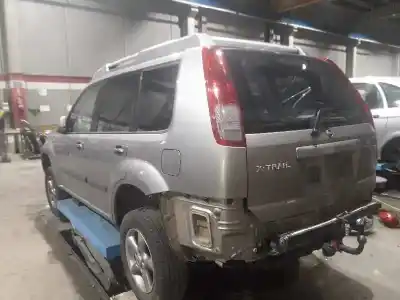 Veículo de Sucata nissan x-trail (t30) comfort plus do ano 2003 alimentado yd22
