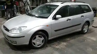 Veículo de Sucata ford focus turnier (cak) ambiente do ano 2002 alimentado fydb