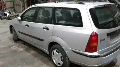 Veículo de Sucata ford focus turnier (cak) ambiente do ano 2002 alimentado fydb