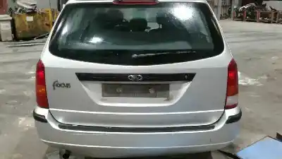 Veículo de Sucata ford focus turnier (cak) ambiente do ano 2002 alimentado fydb