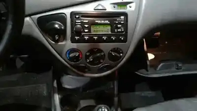 Veículo de Sucata ford focus turnier (cak) ambiente do ano 2002 alimentado fydb