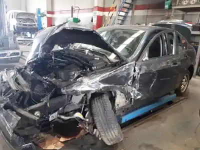 Sloopvoertuig bmw serie 3 berlina (e90) 320i van het jaar 2005 aangedreven n46b20b