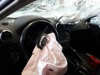 Veículo de Sucata audi a3 sportback (8p) 1.6 tdi do ano 2012 alimentado cayc