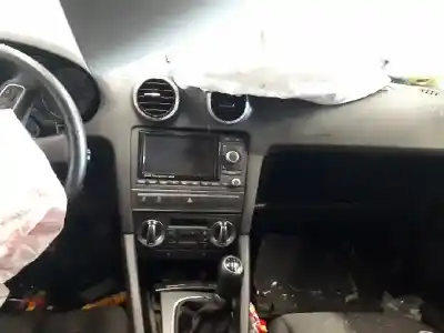 Veículo de Sucata audi a3 sportback (8p) 1.6 tdi do ano 2012 alimentado cayc