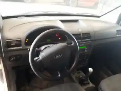 Здавання транспортного засобу ford tourneo connect (tc7) kombi corta року 2009 потужний r2pa