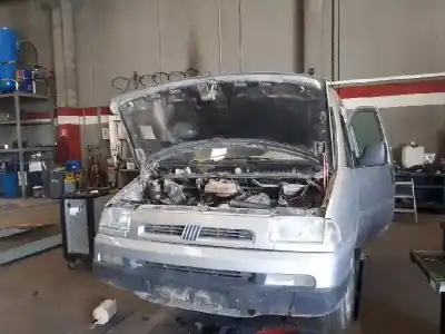 Veicolo di demolizione FIAT SCUDO (222) 2.0 JTD EL Furg. acristalado dell'anno 2000 alimentato RHX