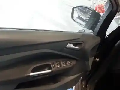 Здавання транспортного засобу ford c-max (ceu) titanium року 2014 потужний m1da