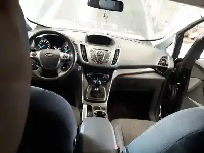 Здавання транспортного засобу ford c-max (ceu) titanium року 2014 потужний m1da