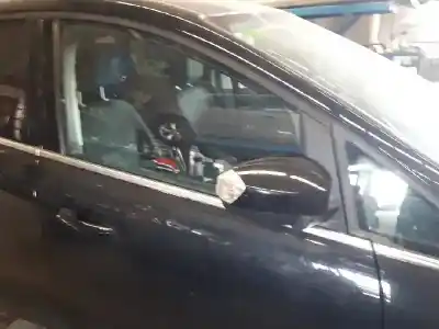 Здавання транспортного засобу ford c-max (ceu) titanium року 2014 потужний m1da