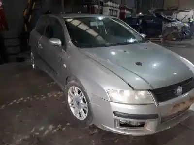 Verschrottungsfahrzeug fiat stilo (192) 1.9 jtd cat des jahres 2003 angetrieben 192a1.000