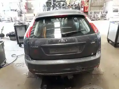 Vehicul casat ford focus berlina (cap) ambiente (d) al anului 2005 alimentat 