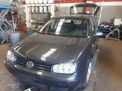 Sloopvoertuig VOLKSWAGEN                                         GOLF IV BERLINA (1J1)                                                                                                                                                                                                                                      Highline                                                                                                                                                                                                                                                   van het jaar 2000 aangedreven AHF