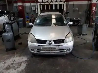 Утилизация автомобиля RENAULT CLIO II FASE II (B/CB0) Base Authentique года 2005 питание K9K704