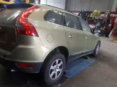 Veículo de Sucata volvo xc60 momentum awd do ano 2010 alimentado d5244t10